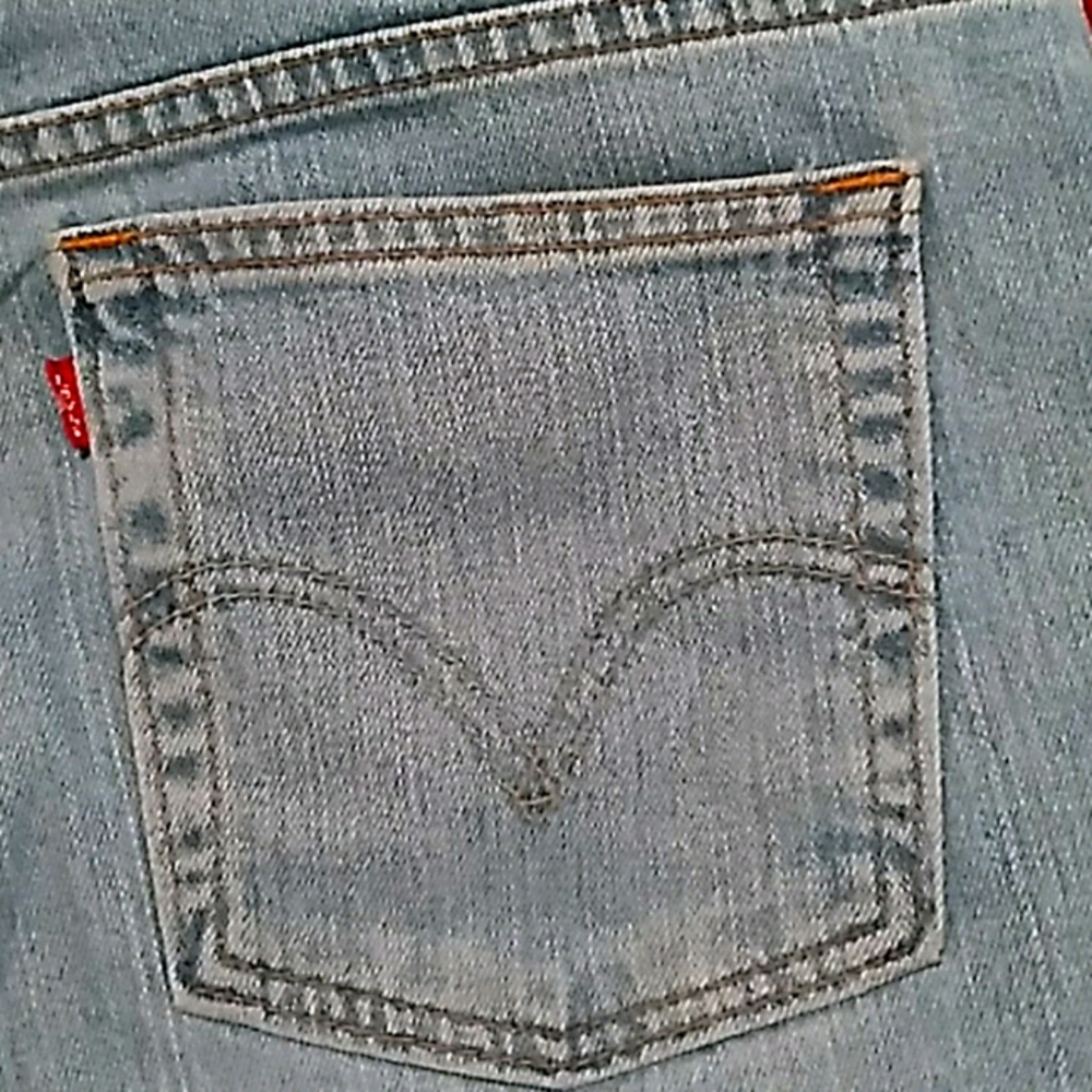 Women's Levi's jeans, worn a few times